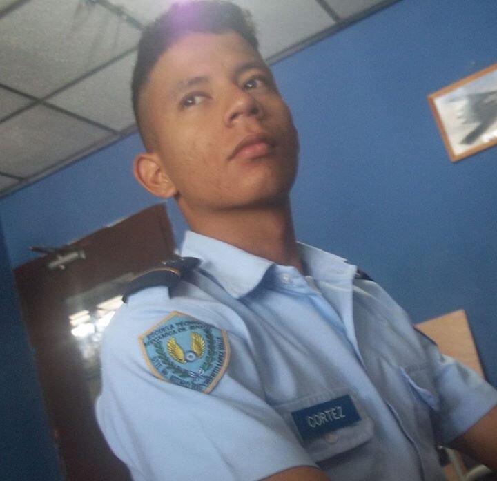 DIOS. | Seguime y al suave, pechi.