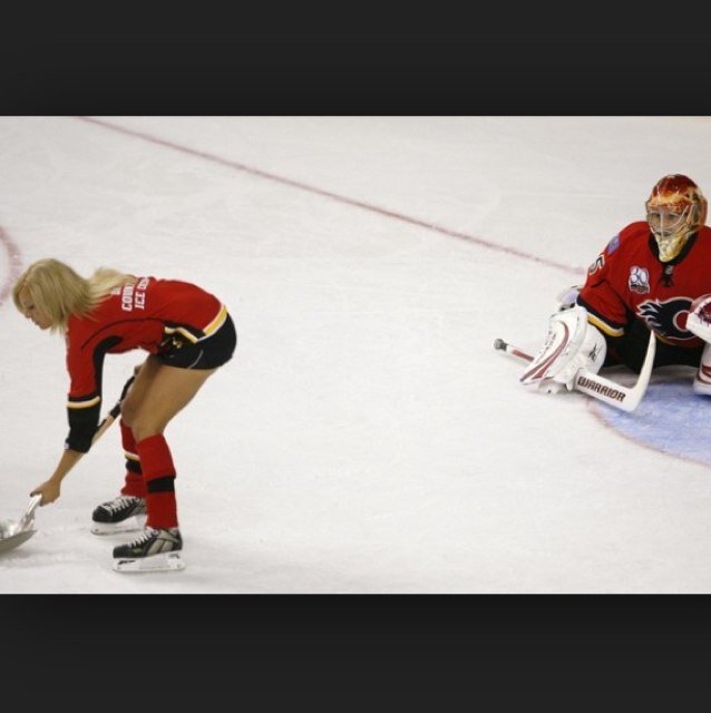 Tweeting about the everyday junior hockey lifetyle