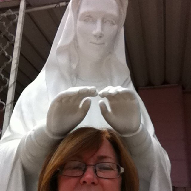 dammitleah's profile picture. 