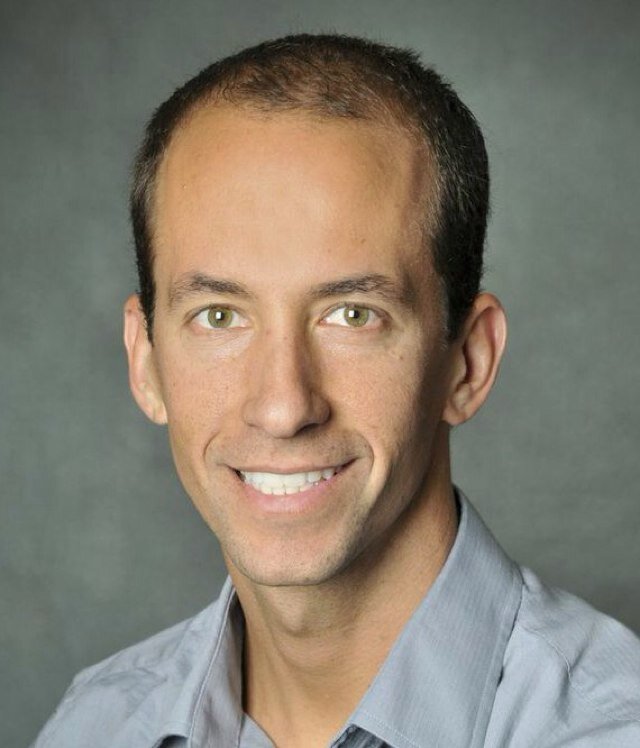 LocomotiveTech's profile picture. Best Slim Apple iPhone 6 & 6 Plus Cell Phone Holster Case w/ Kickstand built and designed for hands-free activities.