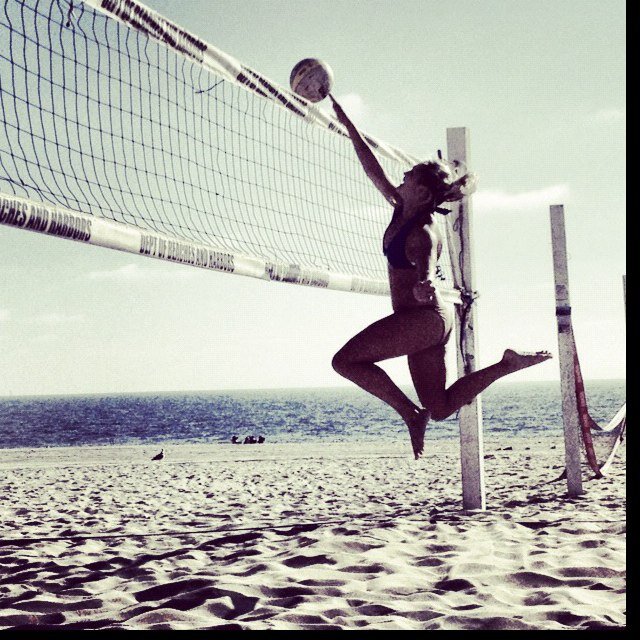 kellydavies9's profile picture. Proud @UNCHussman grad, former @UNCVolleyball player exploring the world programmatic media @TheTradeDesk