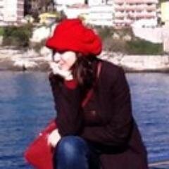 İzleyen bir çift göz! Bilime meraklı,sanata aşık, yaratıcılığı destekleyen