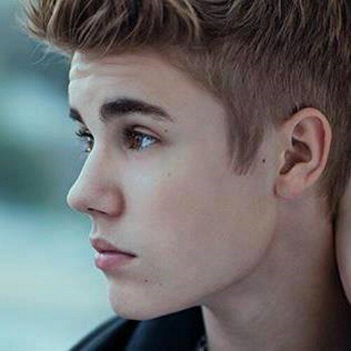 In Teens ✌ || India || #NeverSayNever I will always love that cute guy @justinbieber his sexy smile and his voice.... My twitter bestie @sunshinebabes_6