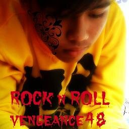 abdurahmanslaw_'s profile picture. Belajar itu pake buku.
Buku pake kertas.
Kertas dari kayu.
Kayu itu dari pohon.
Jadi, banyak baca berarti banyak nebang pohon.
Penebangan pohon berakibat Global