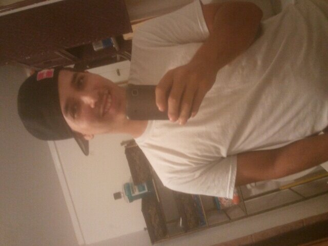 Robgee09's profile picture. 