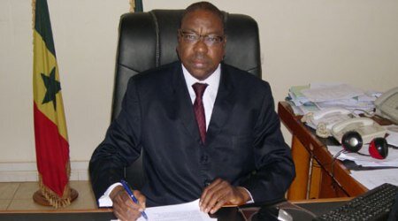 Ministre des Affaires étrangères et des Sénégalais de l'Extérieur. 
http://t.co/Q5MsG3tCbk