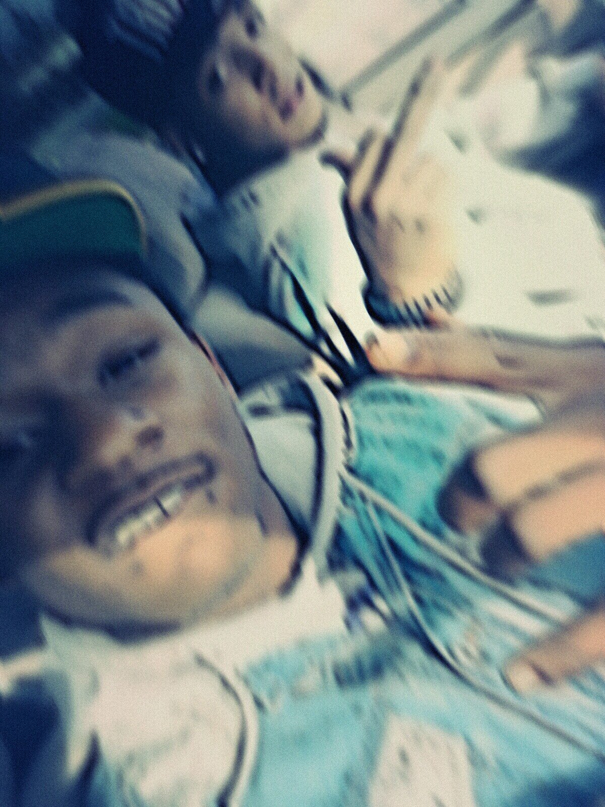 Yeahthats_me__'s profile picture. Fuck everybody.......... don't love no hoe......get money.....that's,life