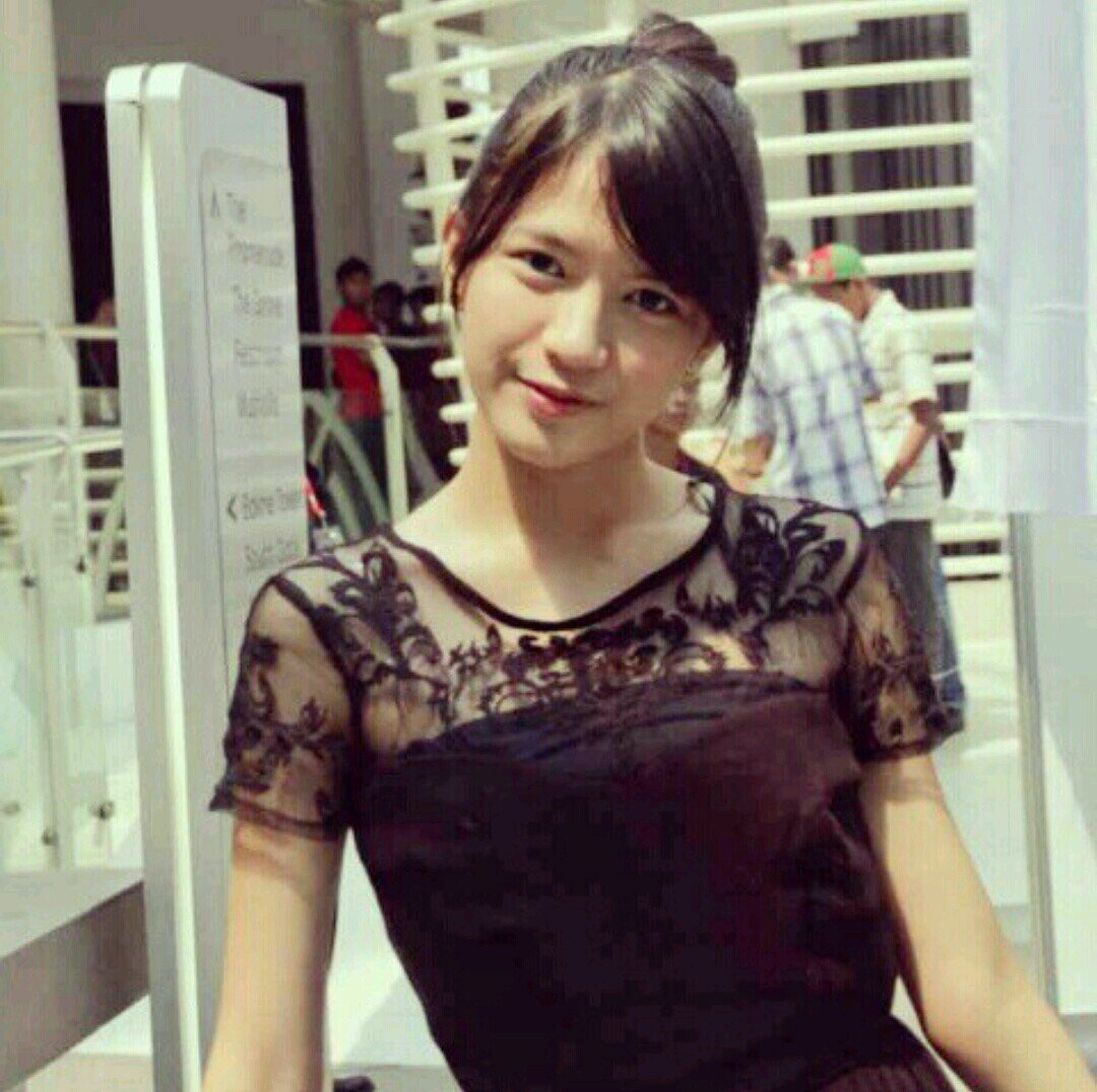 Vinyvers_IND's profile picture. ~Fanbase Viny si Gadis Artistik~