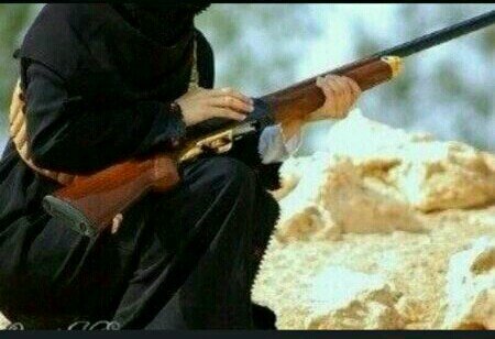 basoomxx3xx's profile picture. ‏‏‏‏‏‏ابوي وصاني على هبة الريح....وعطاني العلم الصحيح وفهمته....
قال الحياة ابواب ولها مفاتيح....
والشخص هيبته في طول صمته...