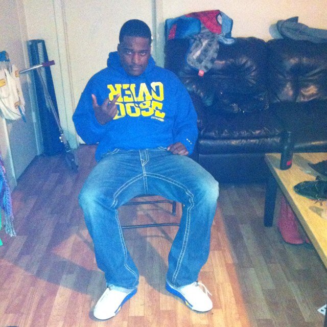 ASK ME HOW I'm DOIN NOW. I TELL THM BETTA THN THM!! #TEAM  #TEAMFOLLOWBAC #TEAMASSHOLE
