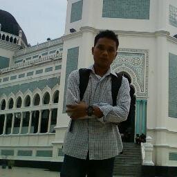 kita mesti hidup di dunia yang semestinya kita berada