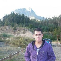 Estudiante de Prevención de Riesgo y trabajador, amante del fútbol y muy buen amigo..