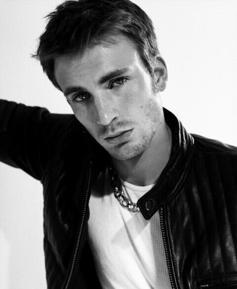 this is the jailed account for @ Werewolf_Evans.  Read full bio there