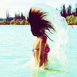 Beginnend tiener account. | NF=FB | Please follow and RT my tweets!
