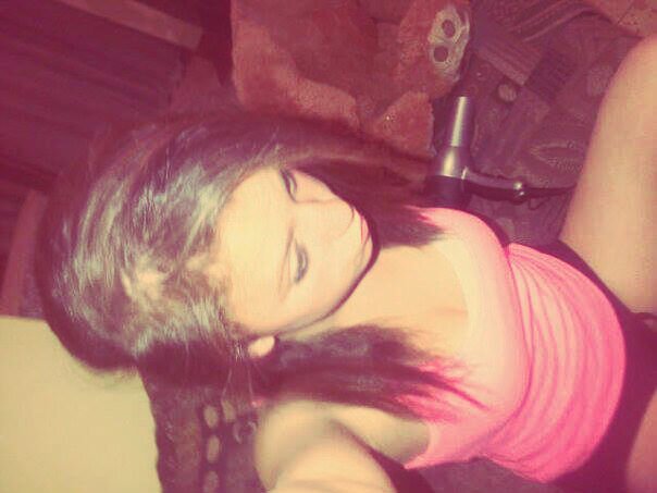 angeliquehaveng's profile picture. I love my friends ... I will do anything 4 them ... I love helping out with animals ... And I love animals 2...♥