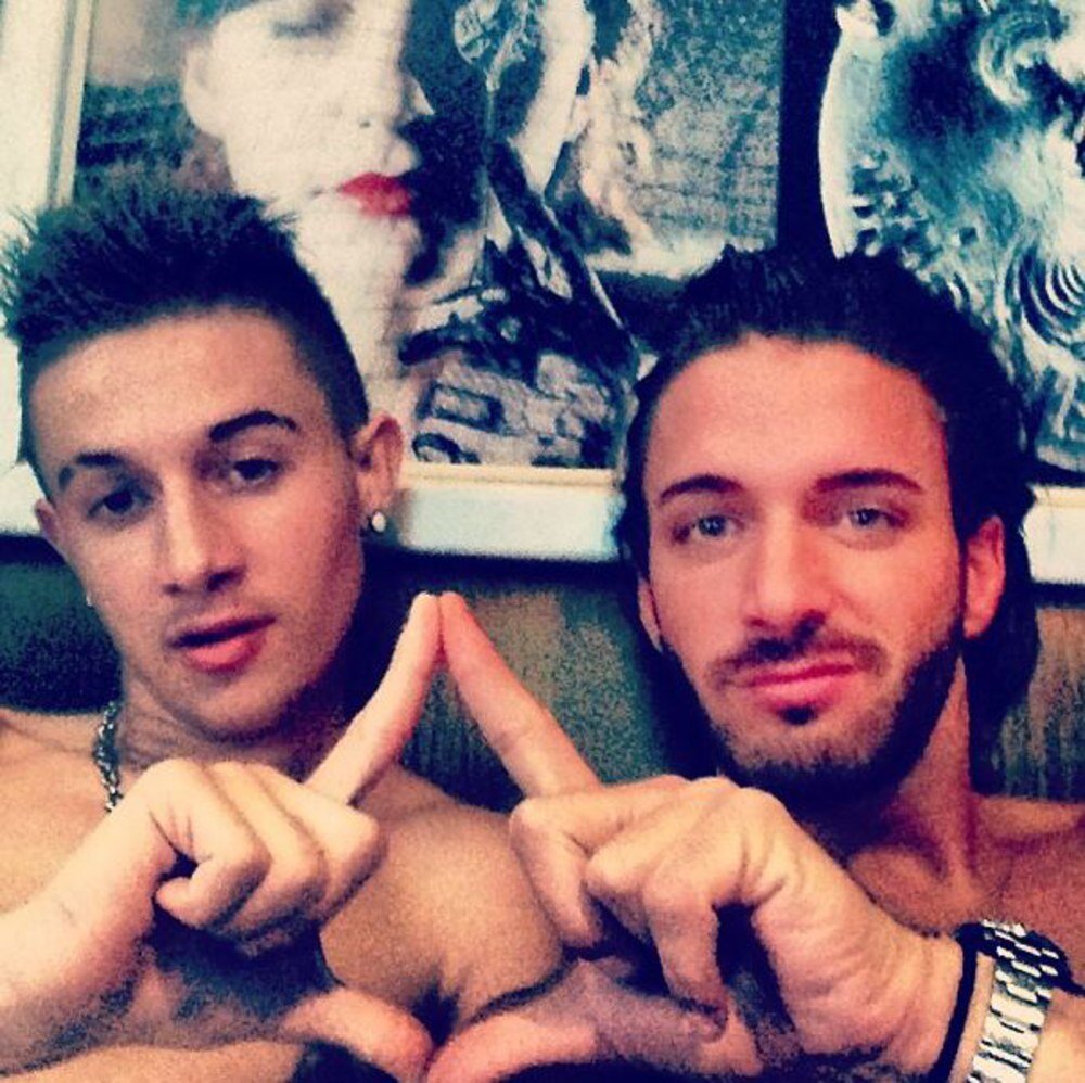 Yeaah ! Nabilla Ma Sœur la meilleure 3 et Thomas Mon frere le meilleure je vous kiffe 3