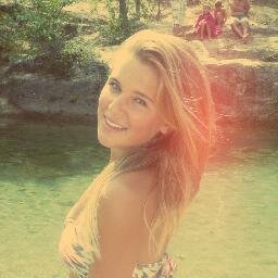 LOVATIC♥.ONE DIRECTION♥. Follow back. Keep away.
