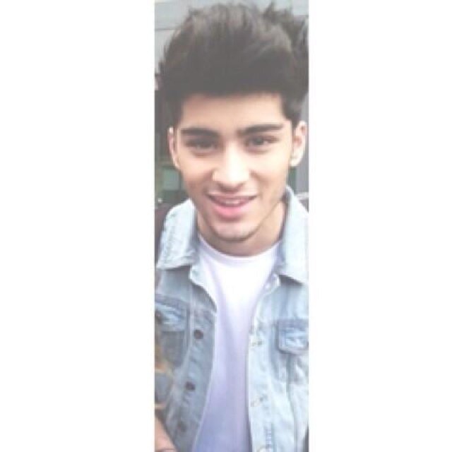 pls follow @hollymarklew99 • she follows back if you ask • thanks ilysm