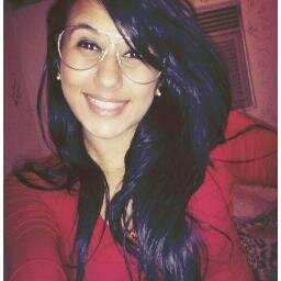 ~ O caminho da felicidade ainda existe ...
   É uma trilha estreita em meio a seuva triste'(8 ...