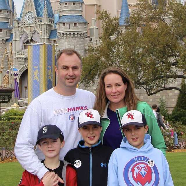 Wife, mother, chemist. Texas A&M grad (#GigEm), Univ of Louisville grad (#L1C4), UW-Madison employee (#Badgers). Also a #Brewers, #Packers, and #Bucks fan.