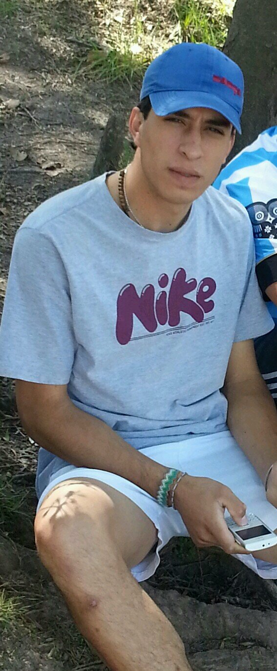 FefeeVenencio's profile picture. 