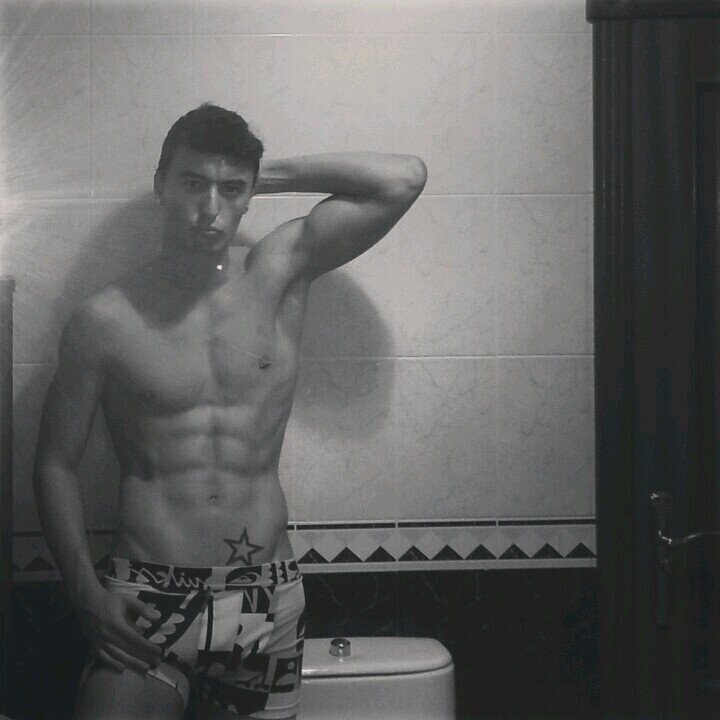 RRPP ANACONDA.
PIDEME FLIERS , CONTACTO POR MD O BIEN POR WATSAPP ( 608 176 341 )