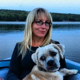 Chief Communications Officer  @proposify, word nerd, and muse for #demoncopyangel