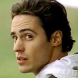 Originally from Australia, now residing in Briarwood, CA. Manager of the Rock-Porium and Green Mystic Force Power Ranger #RP #Taken by @KiraDinoYellow