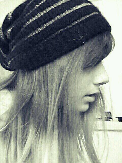 teddycmz's profile picture. 