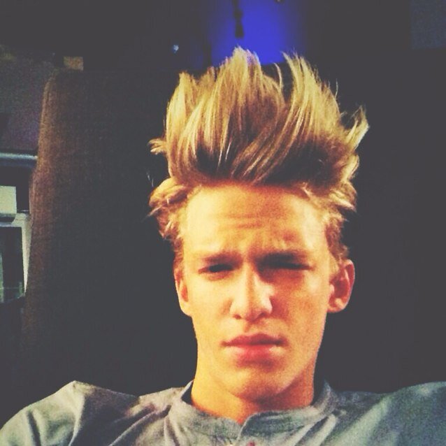 s/o to cody ♡ ♡ ♡