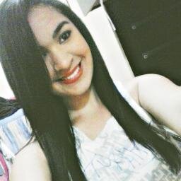 Quem se define se limita ;)