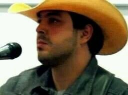Cantadô Violeiro, 18 anos gravando com grandes nomes da música, com o parceiro Ricardo forma a dupla MARCELO VIOLA E RICARDO.@maviolaericardo siga-nos