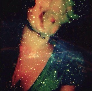 Don't gain the world and lose your soul;
Wisdom is better than silver and gold.
#bobmarley #stonernation #420