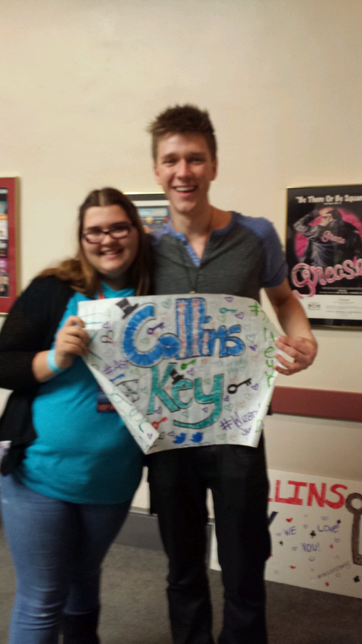 This account is to make collins a thanks video for after his tour. he cant know about it yet though. If you can help me with it that would be awesome! D.M. me