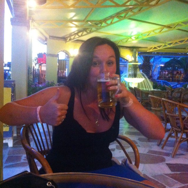 chine1989's profile picture. 