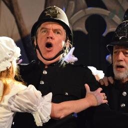 Singer & Actor - Glyndebourne Opera - Opera South East - Shaz’n'Tim’s Swing Band - The Cool Mix