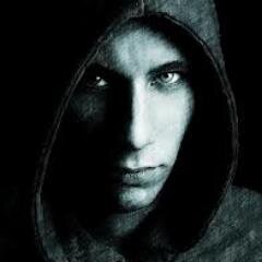 pitsirikos89's profile picture. Κανείς δεν καθαρίζει σπίτι γρηγορότερα από άντρα που περιμένει γκομενάκι