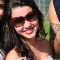 Deus me proteja de mim, e da maldade de gente boa e da bondade de gente ruim.