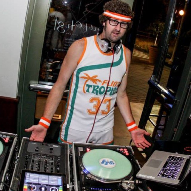 tenthmtn's profile picture. 