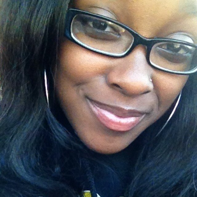 Skyy Synclare, #PrayForButtaBaby #SaintsNation #Niners | IG: awhSkyy_| ✌