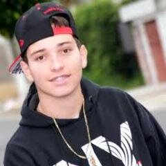 Salvassao para buscar atingir um dos melhore dj,s