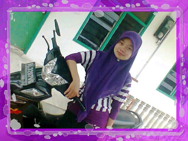 arisusanti507's profile picture. 