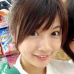 やっほ☆　しのぶですっ♪　最近ハマってるスマホでツイッターをはじめてみましたっ♪　たくさんお友達ができるように頑張ります！゜'゜'★(´_ゝ`)
