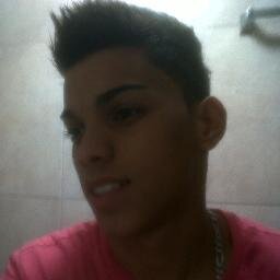 Perseguido por malas....