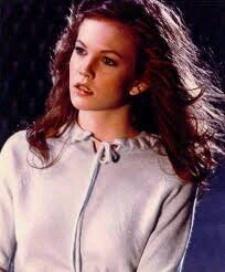 Hi I am Sherri valence but my friends calls cherry im soc I am a friend of ponyboy n johnny #Single