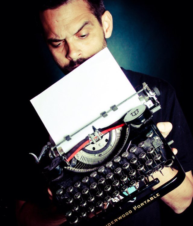 Easily distracted copywriter. Former print journalist. ADHD/books/cats/cycling/whiskey/jazz/Formula One/Murakami 