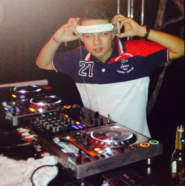 Profesional Deejay Colombia & venezuela BOOKING: 3183663285