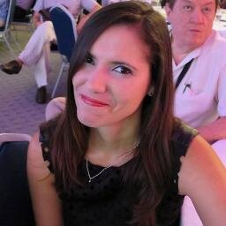 Guara, Medico Foniatra-audióloga, bailarina amateur de tango, viajera y enamorada de las palabras escritas¡