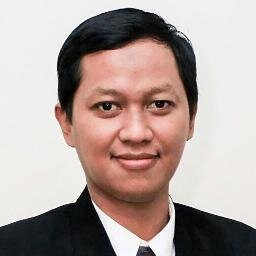 | Munsyid 
| Lecturer 
| Web Developer 
| Sound Engineer 
| Lifelong learner
♥ simple, smart wanna be..