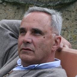 « Pour l'envoi des députés, sénateurs et autres conseillers en camp de rééducation par l'économie et pour une nation européenne